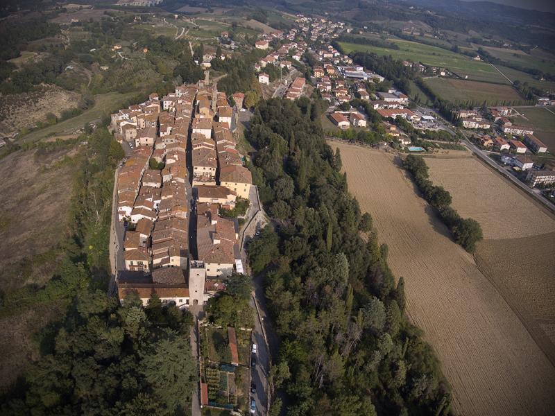 La Finestra Sul Borgo Dimora Storica Apartamento Laterina Exterior foto